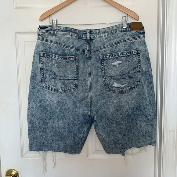 American Eagle Cut Off Mom Shorts - Picture 2 of 6